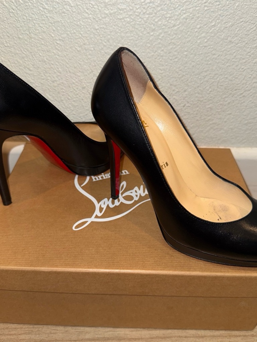 Christian Louboutin Red Dust Bag & Packaging Set - Picture 8 of 10